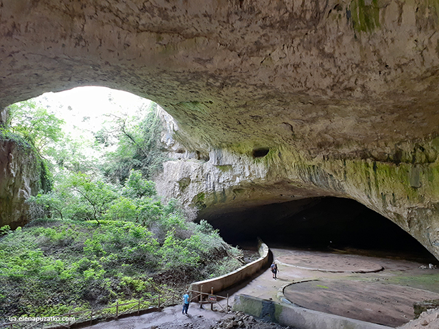болгарія печера деветашка фото 8