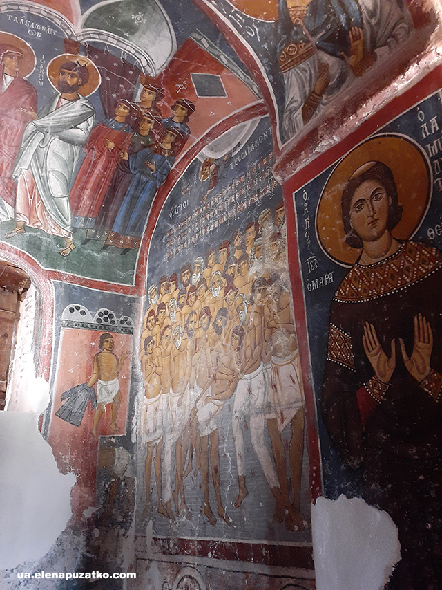 церква св. миколая під дахом на кіпрі фото 13