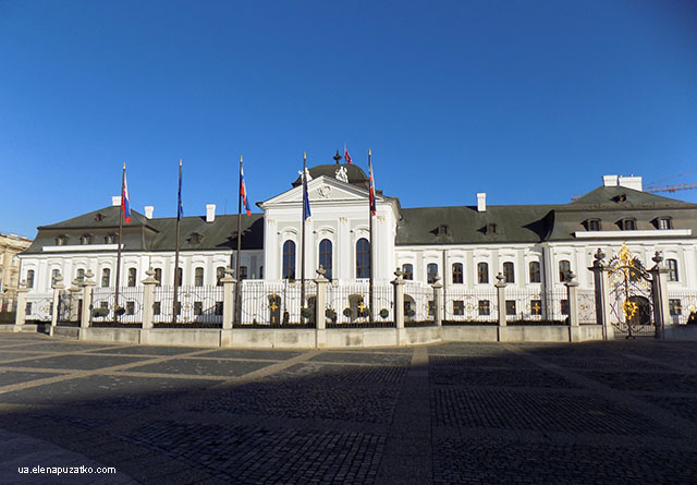 президентський палац в братиславі фото