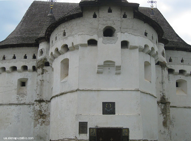 сутківці церква фортеця фото 5